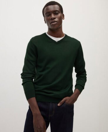 V-neck wool jumper